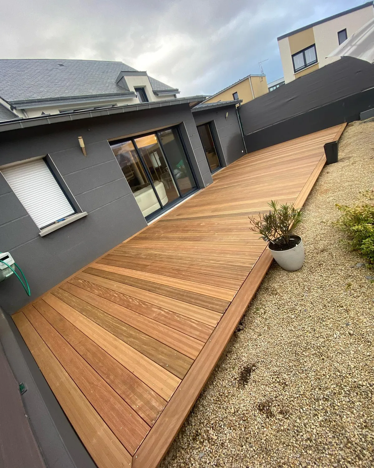 installation de piscine betton