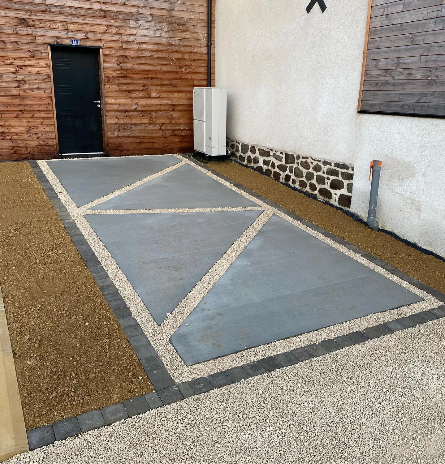 installation de piscine chavagne