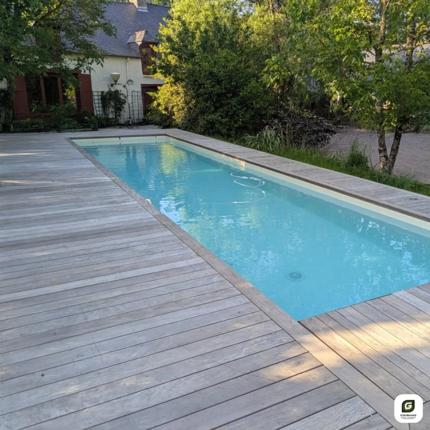installation de piscine pace