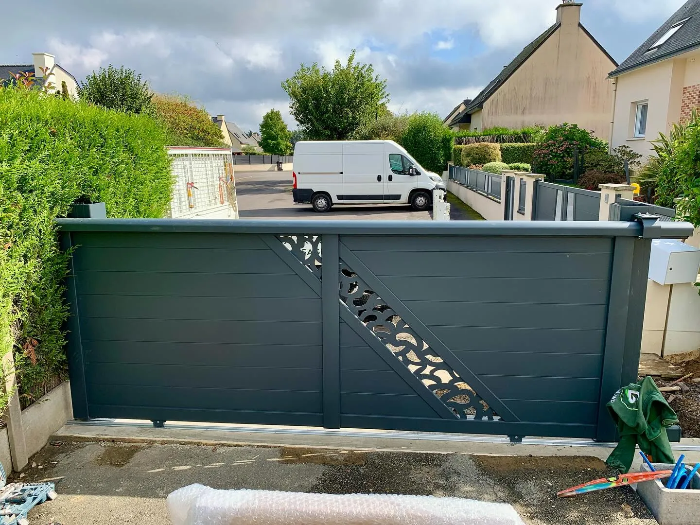 installation de piscine pace