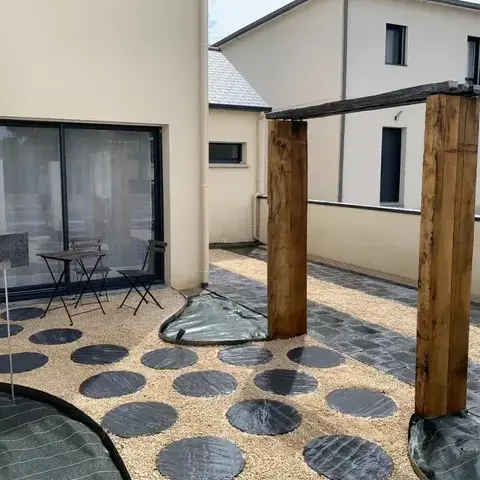 pavé terrasse jardin à Cintré - image 2