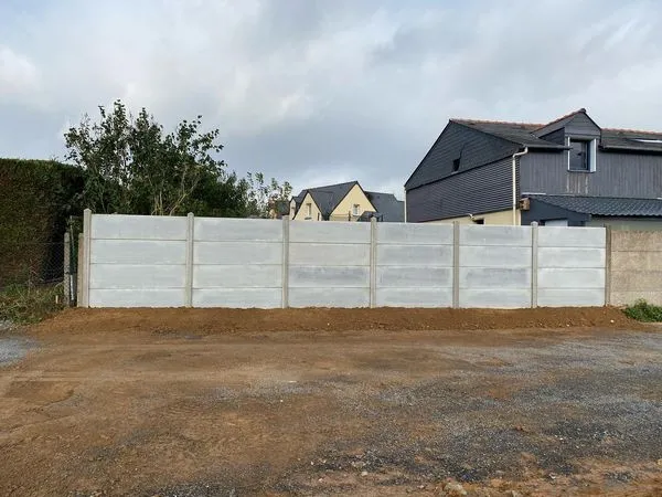 pose de cloture rigide betton