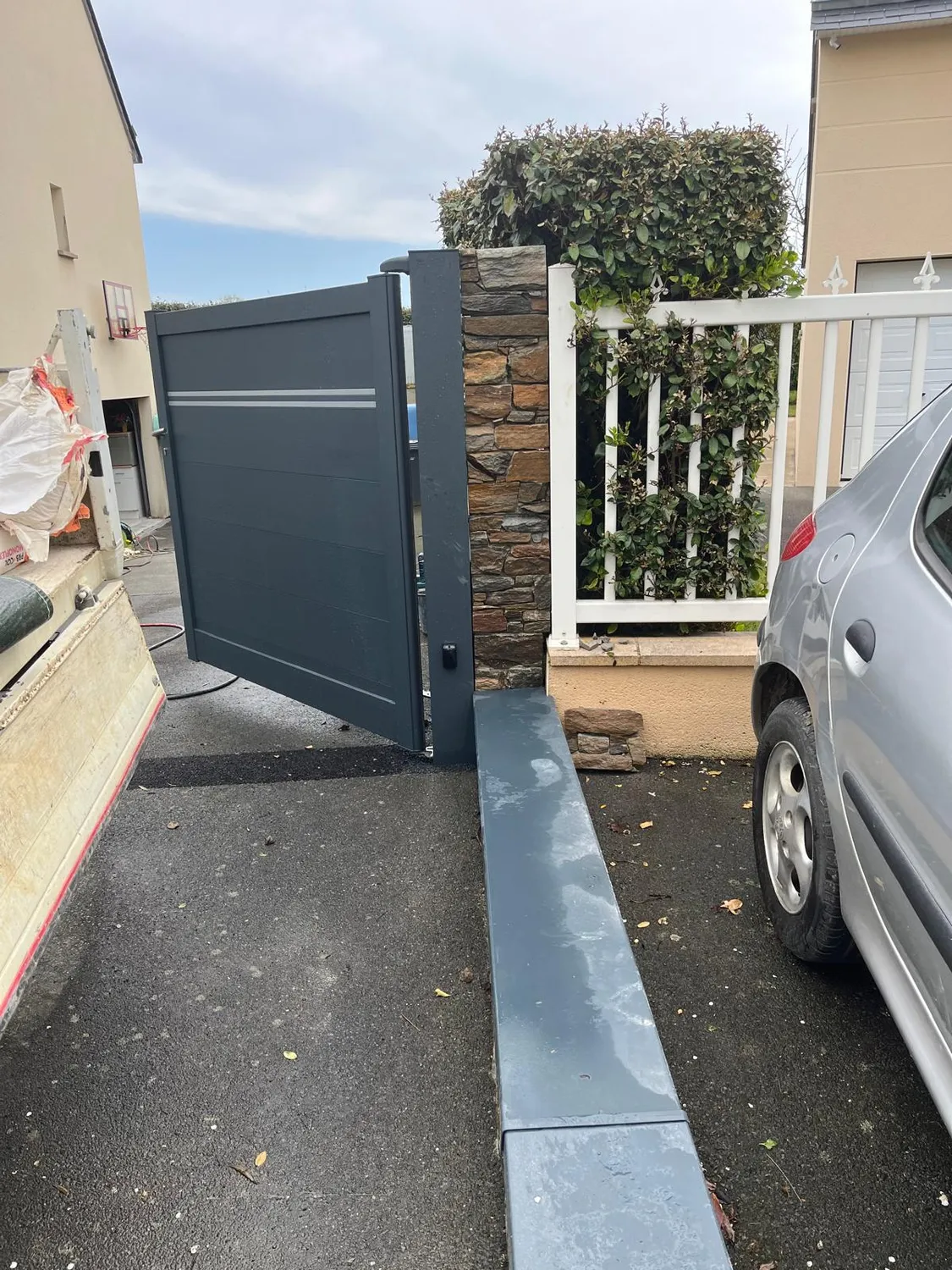 pose de cloture rigide cintre