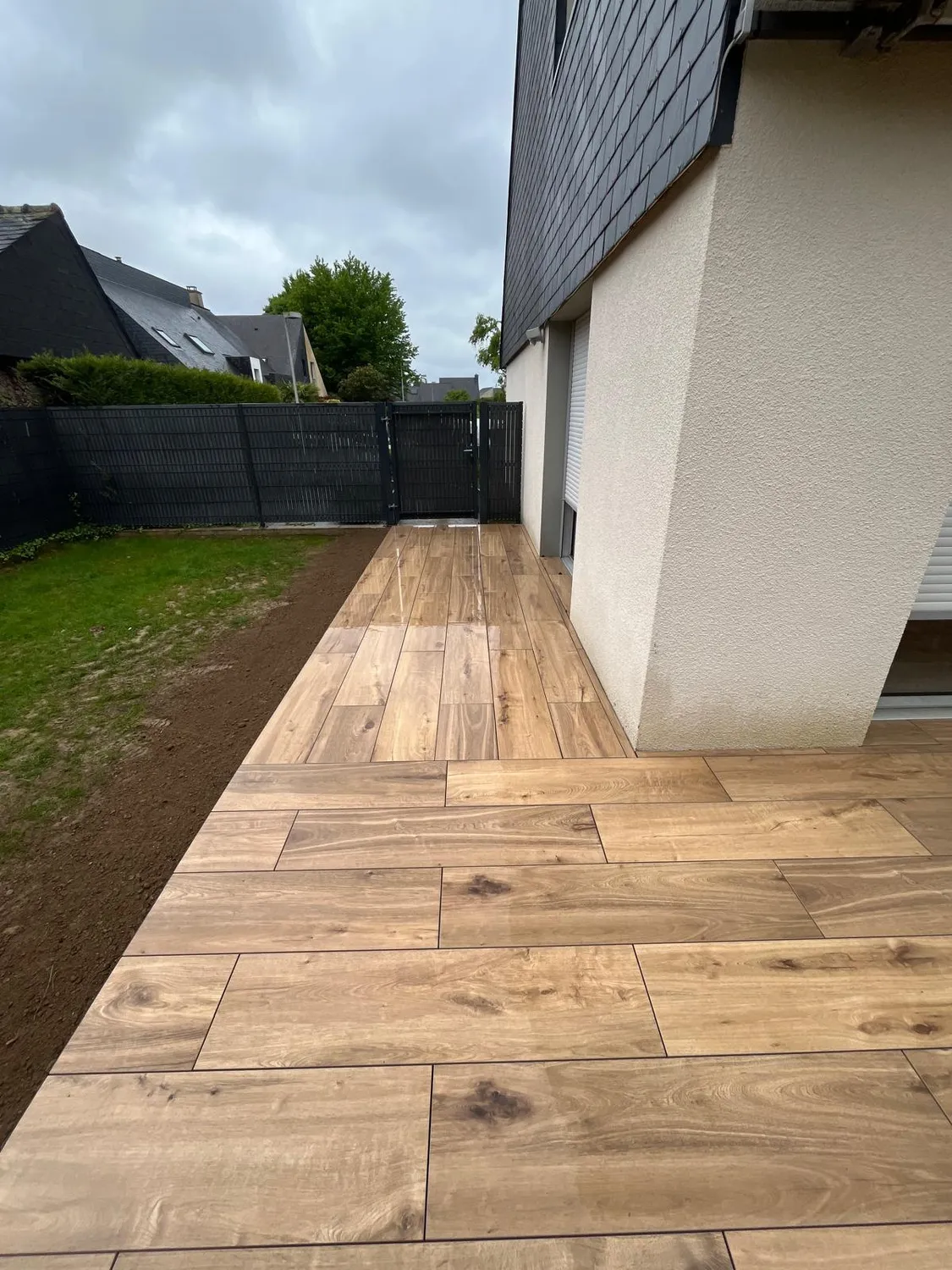 pose de terrasse en bois cintre