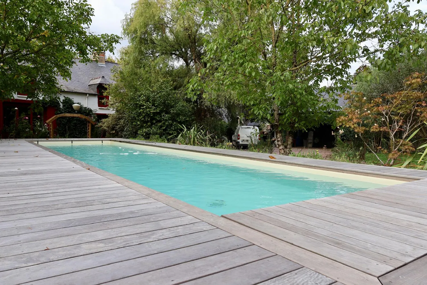 pose de terrasse en bois mordelles